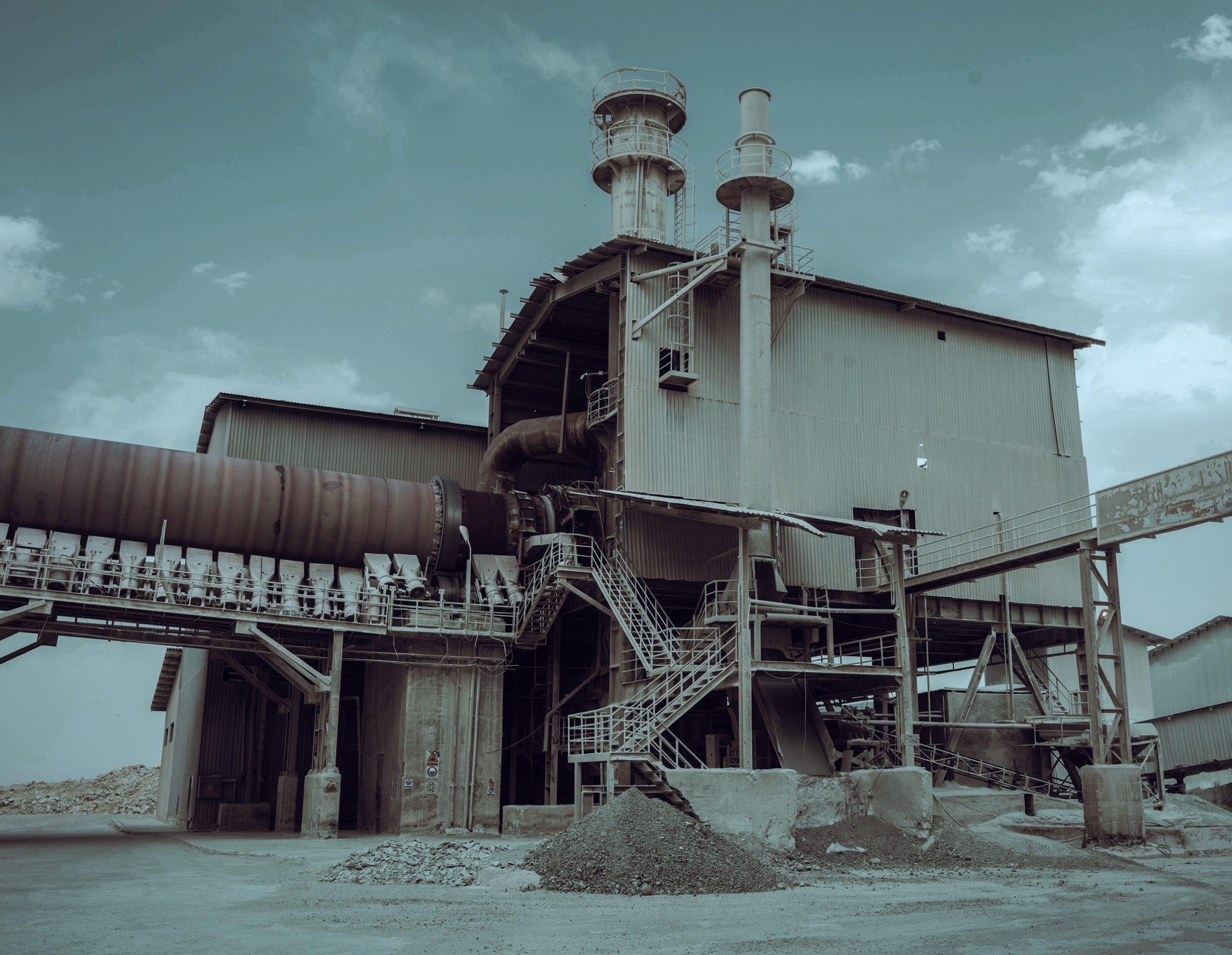 A pioneer and servant in the cement  industry